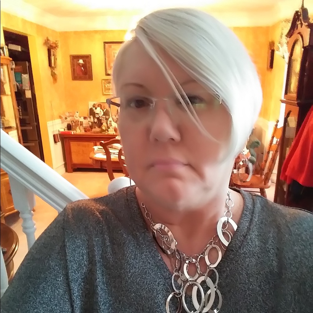 Meet your Posher, Kathy